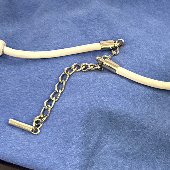 Chic Cream and Silver Women's Belt - Picture 2 of 3